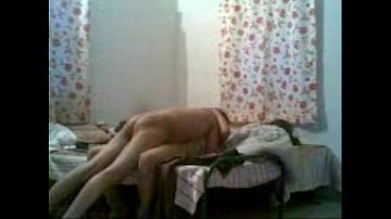 Pusa pizda penetrata dildo